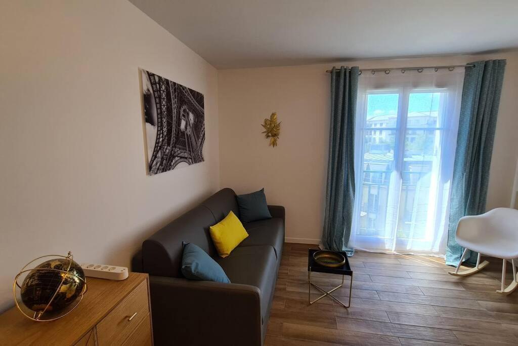 Appt 80M², 13 P, Disneyland, Fibre, 2 Parkings Chessy  Εξωτερικό φωτογραφία